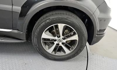 KG_Mobility_Ssangyong Rexton 2016, 185342 км, за 3516.31 USD