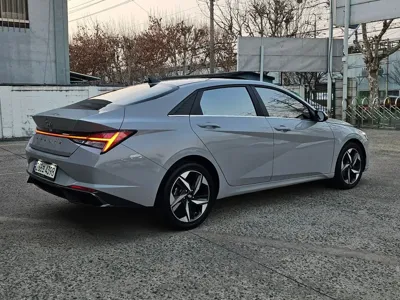 Hyundai Avante 2023, 47236 км, за 11554.74 USD