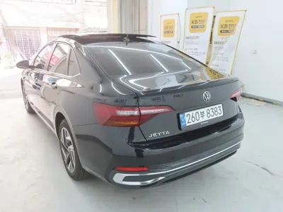 Volkswagen Jetta 2023, 20630 км, за 17517.2 USD
