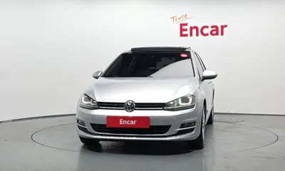 Volkswagen Golf 2014, 110740 км, за 5054.48 USD