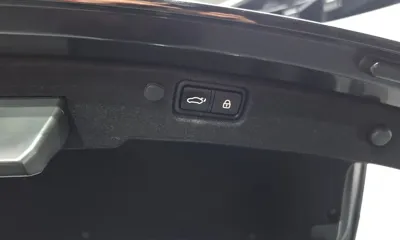 Kia K7 2019, 80833 км, за 11189.18 USD - фото 32