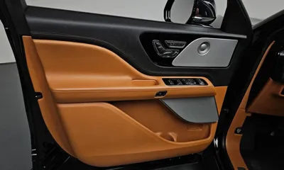 Lincoln Aviator 2022, 77277 км, за 29867.4 USD - фото 25