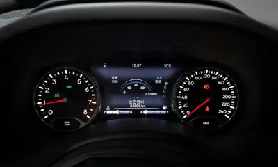 Jeep Renegade 2021, 34605 км, за 11809.11 USD - фото 8