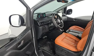 Hyundai Staria 2025, 14112 км, за 24878.56 USD - фото 10