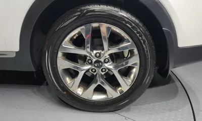 Kia Sorento 2020, 73427 км, за 13478.69 USD
