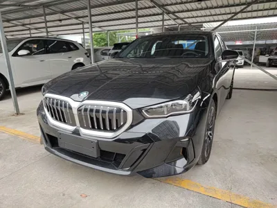 BMW 5 Series · 2026 год