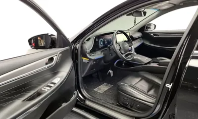 Hyundai Grandeur 2020, 125782 км, за 65765.6 USD - фото 10