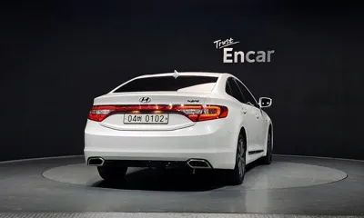 Hyundai Grandeur 2017, 156304 км, за 6279.75 USD
