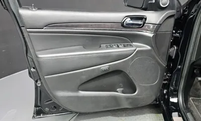 Jeep Cherokee 2019, 71180 км, за 12052.12 USD - фото 24