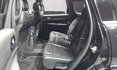 Jeep Cherokee 2019, 71180 км, за 12052.12 USD - фото 26