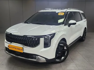 Kia Canival · 2024 год