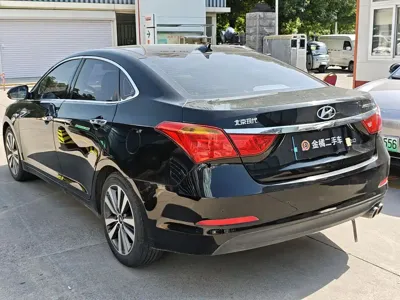 Hyundai Mistra 2016, 163000 км, за 4125.59 USD