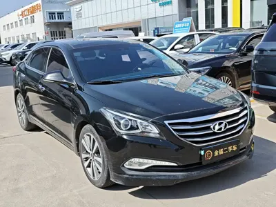 Hyundai Mistra 2016, 163000 км, за 4125.59 USD