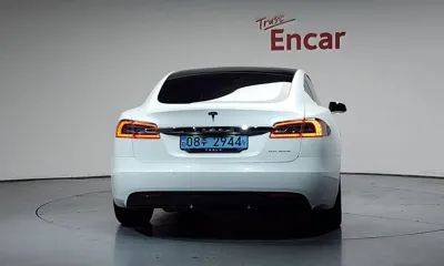 Tesla Model S 2020, 100892 км, за 32493.11 USD