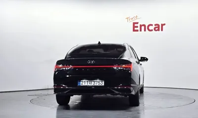 Hyundai Avante 2023, 87896 км, за 12685.41 USD