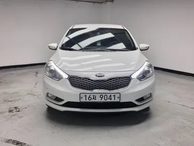 Kia K3 2013, 124900 км, за 3445.36 USD