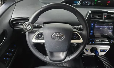 Toyota Prius 2017, 122354 км, за 6301.69 USD - фото 12