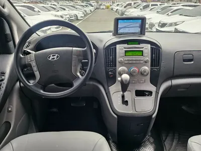 Hyundai Starex 2016, 54400 км, за 8325.07 USD - фото 15