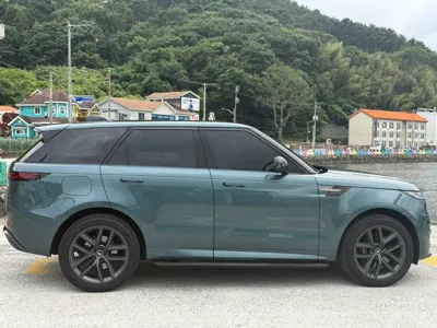 Land Rover Range Rover Sport 2023, 38800 км, за 80215.31 USD