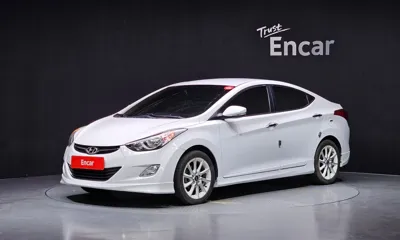 Hyundai Avante · 2013 год