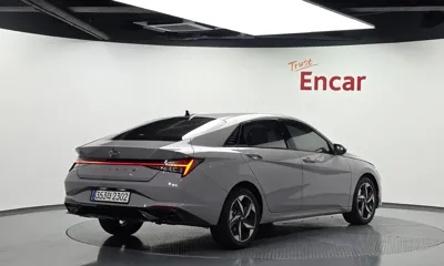 Hyundai Avante 2023, 34972 км, за 64705.95 USD