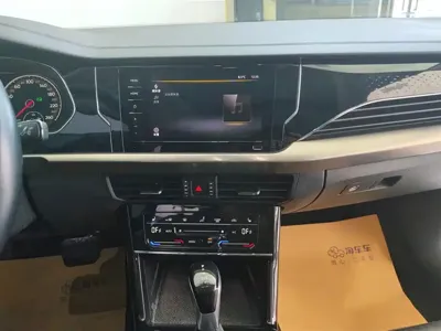 Volkswagen Passat 2020, 72200 км, за 13522.4 USD - фото 13
