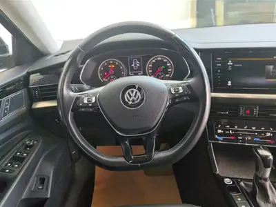 Volkswagen Passat 2020, 72200 км, за 13522.4 USD - фото 15