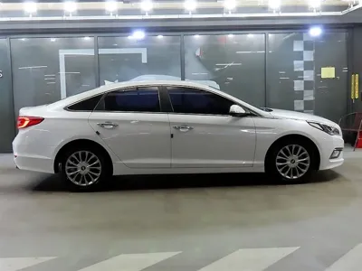 Hyundai Sonata 2015, 59036 км, за 6236.05 USD