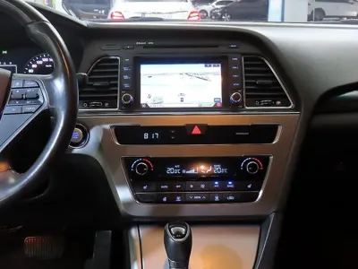 Hyundai Sonata 2015, 59036 км, за 6188.93 USD - фото 10