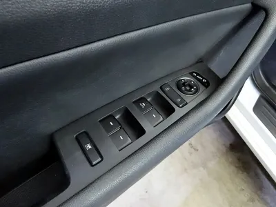 Hyundai Sonata 2015, 59036 км, за 6188.93 USD - фото 12