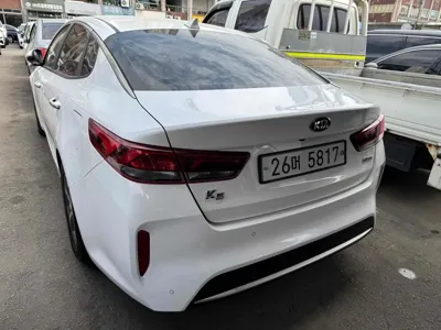 Kia K5 2020, 56955 км, за 11270.36 USD