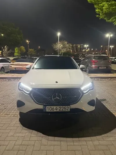 Mercedes-Benz E-Class 2025, 30000 км, за 17579.1 USD