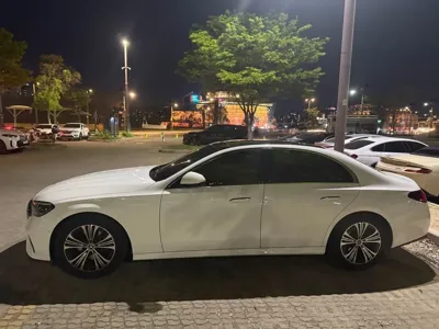 Mercedes-Benz E-Class 2025, 30000 км, за 17579.1 USD