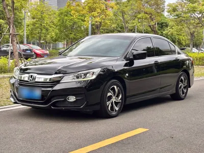 Honda Accord · 2016 год