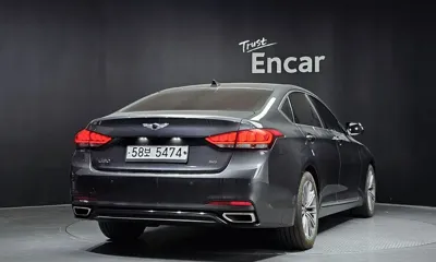 Genesis G80 2018, 113537 км, за 9130.32 USD
