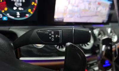 Mercedes-Benz E-Class 2018, 80937 км, за 20677.43 USD - фото 9