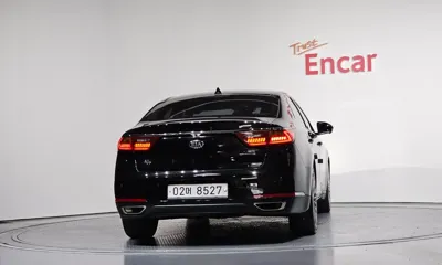 Kia K7 2017, 151517 км, за 6498.62 USD