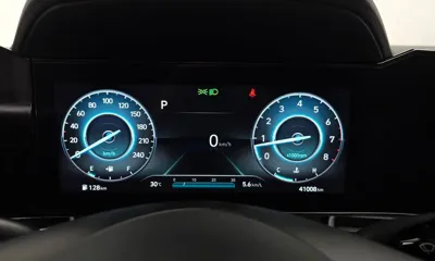 Hyundai Avante 2023, 41008 км, за 16856.17 USD - фото 8
