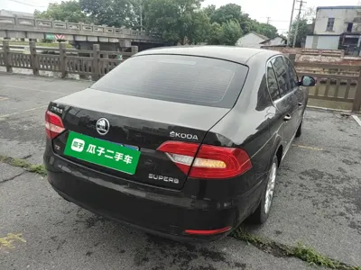 Skoda Superb 2015, 135000 км, за 3840.42 USD - фото 7