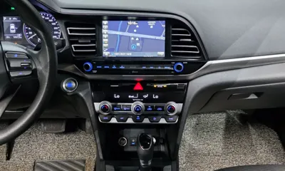 Hyundai Avante 2019, 120212 км, за 6892.48 USD - фото 14