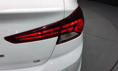 Hyundai Avante 2019, 120212 км, за 6892.48 USD - фото 23