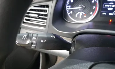 Hyundai Avante 2019, 120212 км, за 6892.48 USD - фото 32