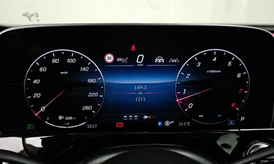Mercedes-Benz E-Class 2025, 1211 км, за 58758.87 USD - фото 8