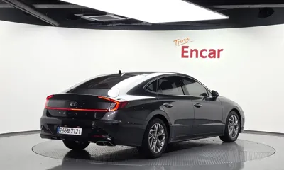 Hyundai Sonata 2021, 83972 км, за 11839.72 USD