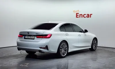 BMW 3-Series 2021, 134877 км, за 15534.12 USD