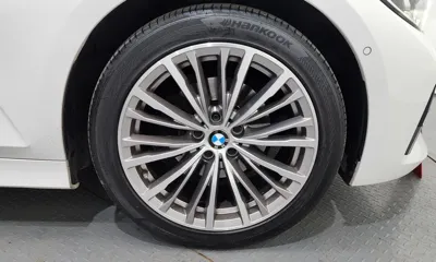 BMW 3-Series 2021, 134877 км, за 15534.12 USD
