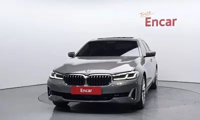 BMW 5-Series 2021, 82998 км, за 18136.9 USD - фото 3