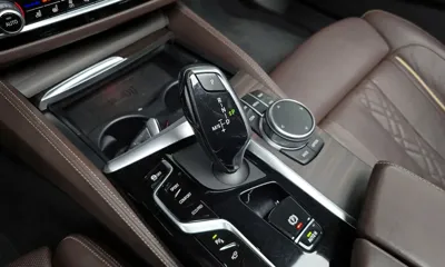 BMW 5-Series 2021, 82998 км, за 18136.9 USD - фото 9