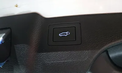 Hyundai Santafe 2017, 110656 км, за 8970.94 USD - фото 31