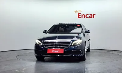 Mercedes-Benz E-Class 2017, 77029 км, за 14462.55 USD